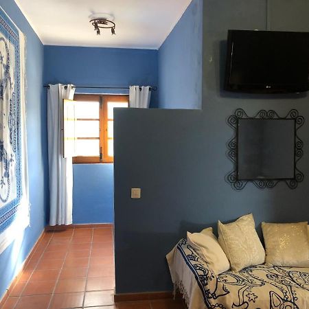 Casona La Orilla 1908 Tias B&B 외부 사진