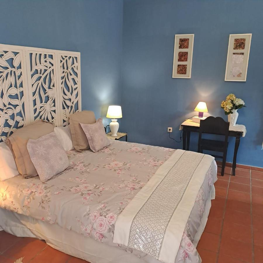 Casona La Orilla 1908 Tias B&B 외부 사진
